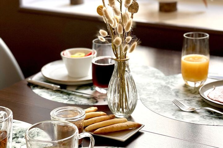 Breakfast/Coffee Service 37 of 51