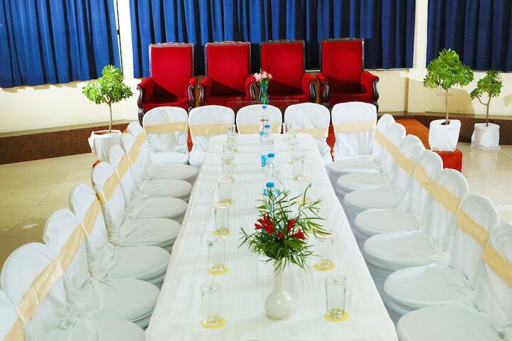 Ballroom/Hall 25 of 35