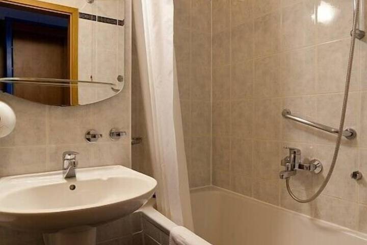 Clean Restrooms