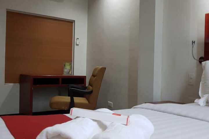 Room 12 of 36