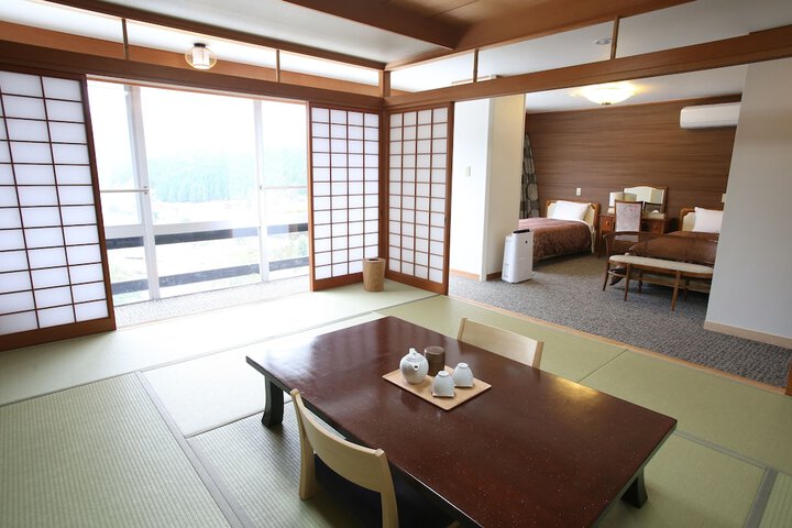 Room 12 of 44