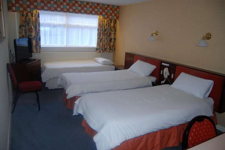 Room 20 of 33