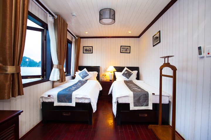 Room 3 of 54