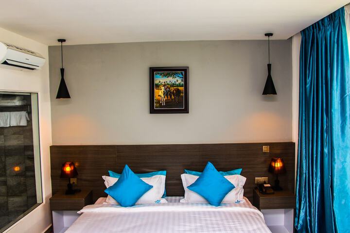 Room 16 of 51