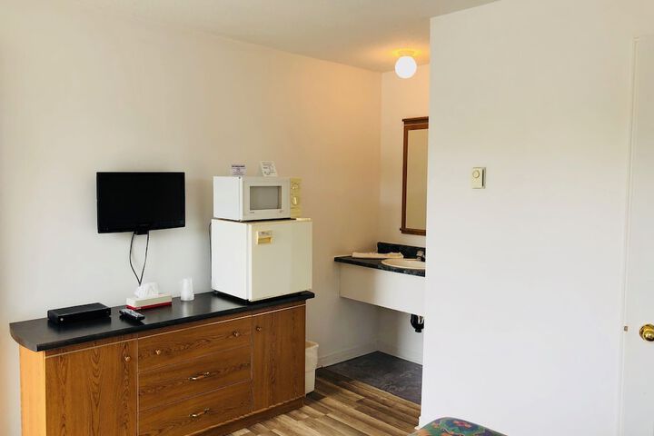 Room 19 of 39