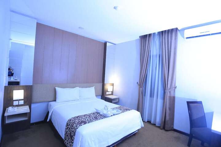 Room 17 of 55