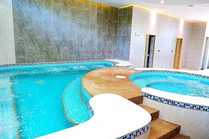 Spa 174 of 313