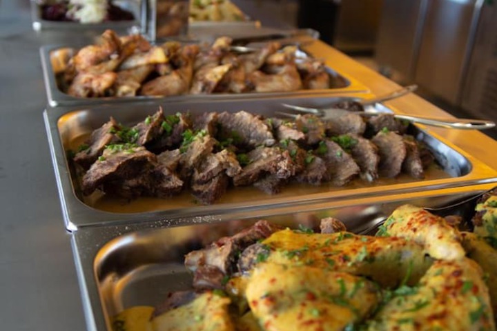 Dining 24 of 44