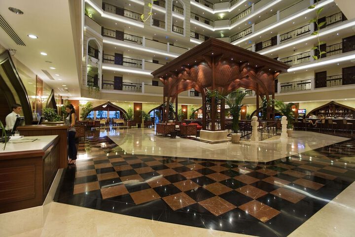 Guest Lobby