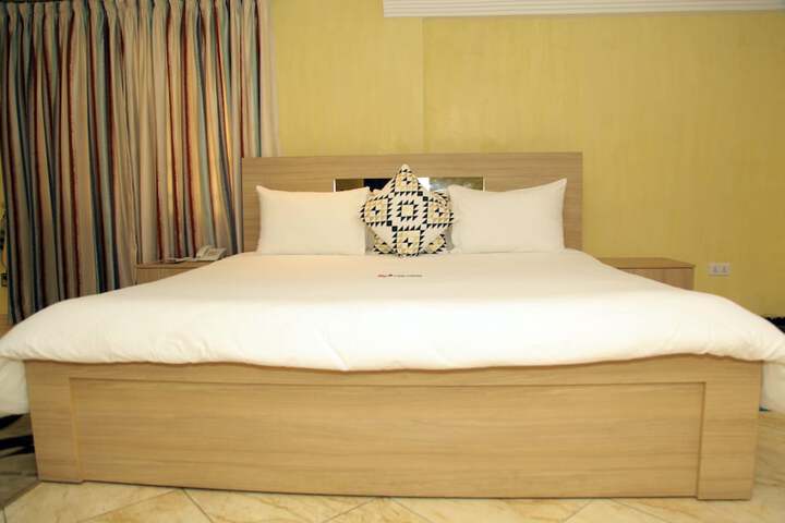 Room 70 of 130