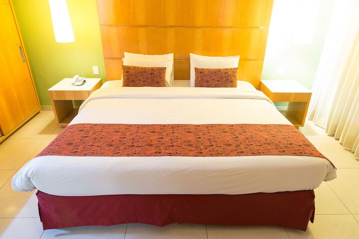 Room 28 of 116