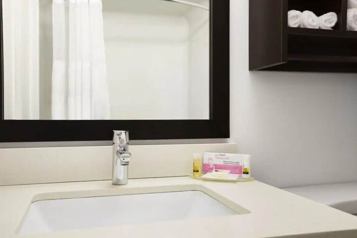 Clean Restrooms