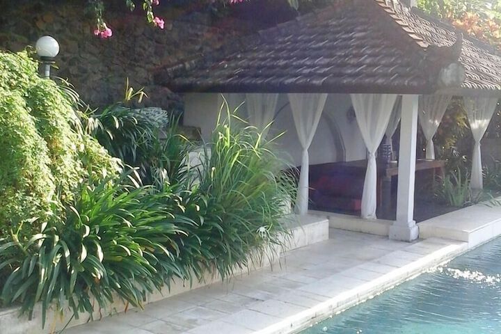 Pool 29 of 44