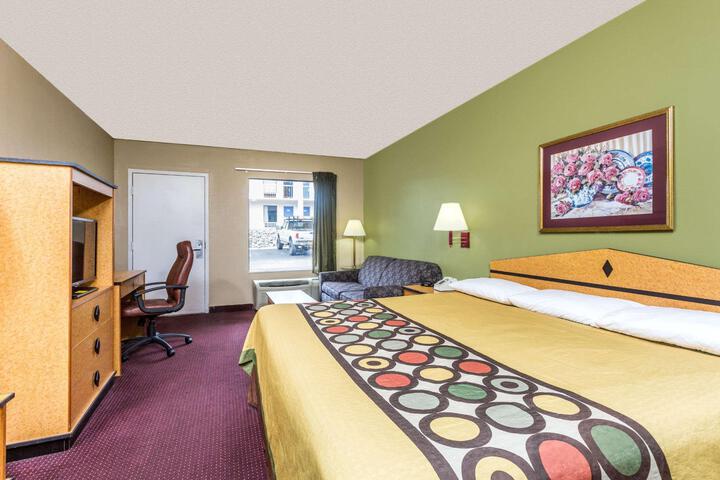 2 Double Beds (4 of 4)