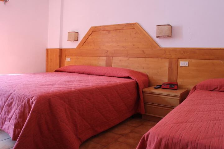 Room 10 of 55
