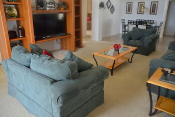 Room 22 of 108