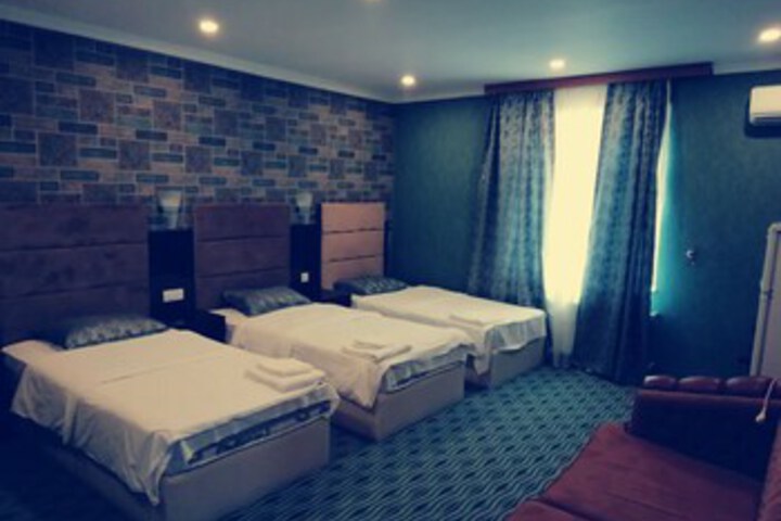 Room 51 of 90