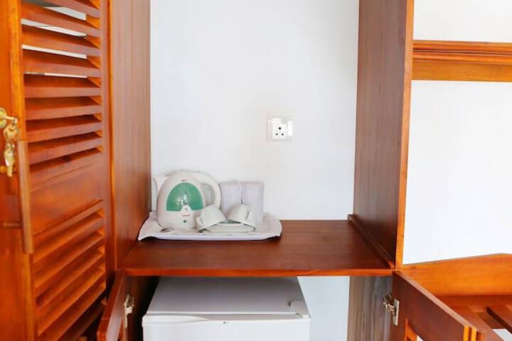 Lounge 30 of 71