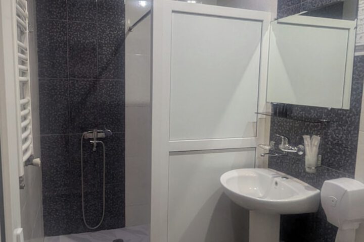 Room 64 of 110