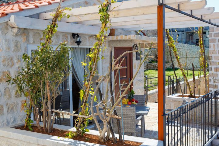 Terrace/Patio 30 of 59