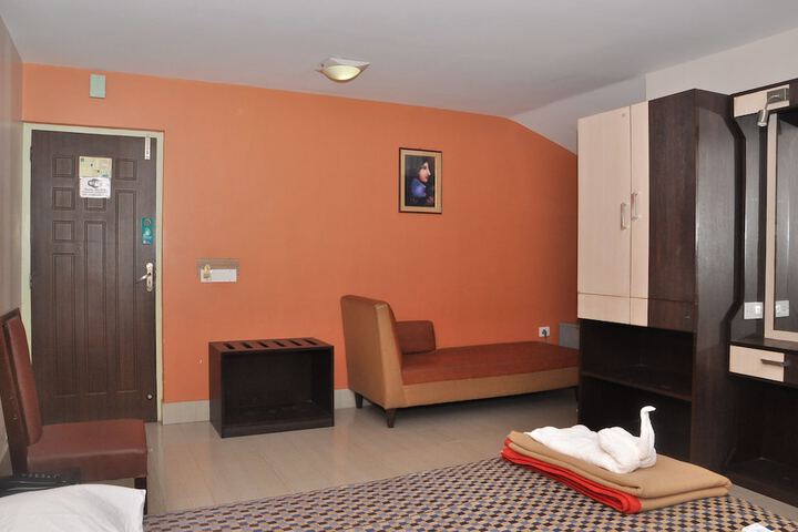 Room 46 of 169