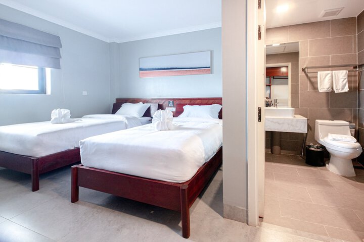 Room 8 of 70