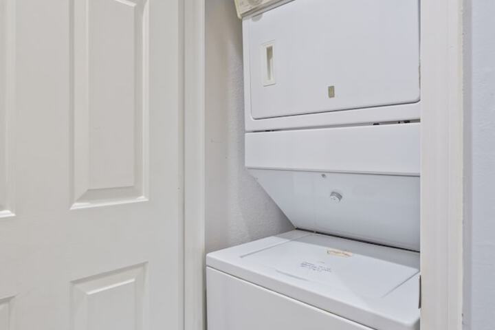 Laundry 17 of 23