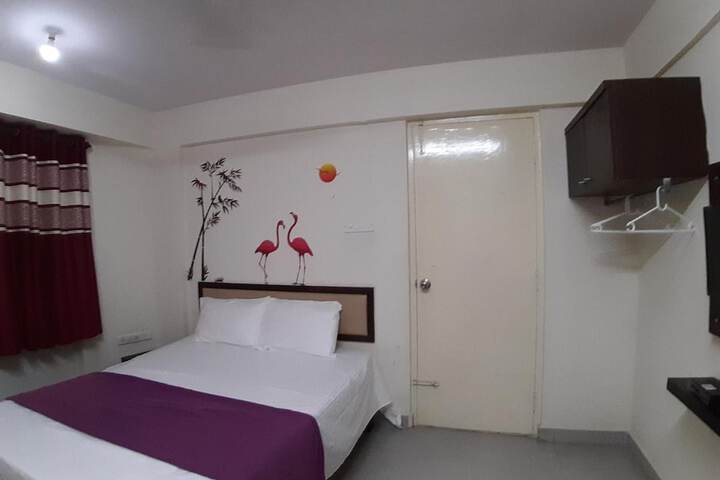 Room 12 of 45