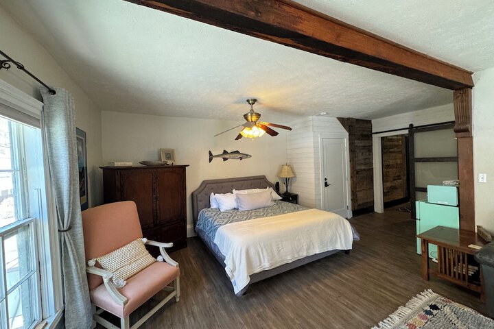 Room 9 of 53