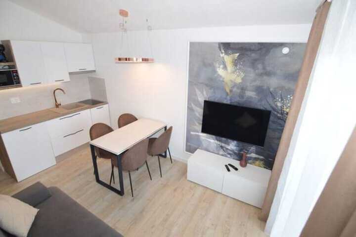 Dining Photos
