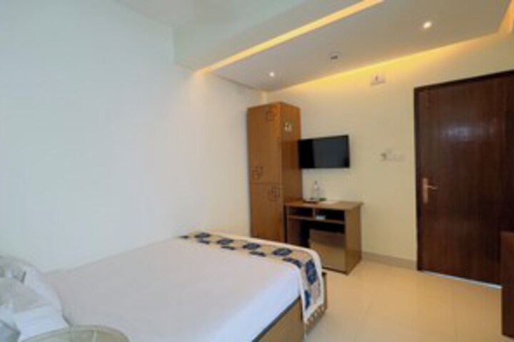 Room 49 of 117