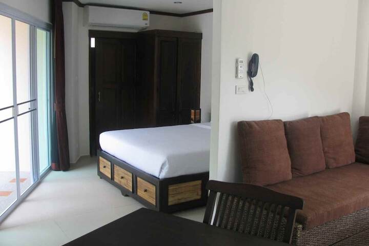 Room 2 of 49