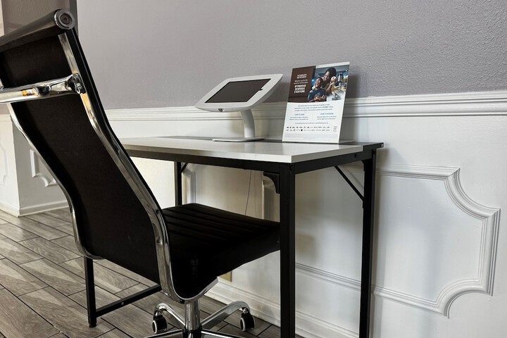 Business Center 24 of 26