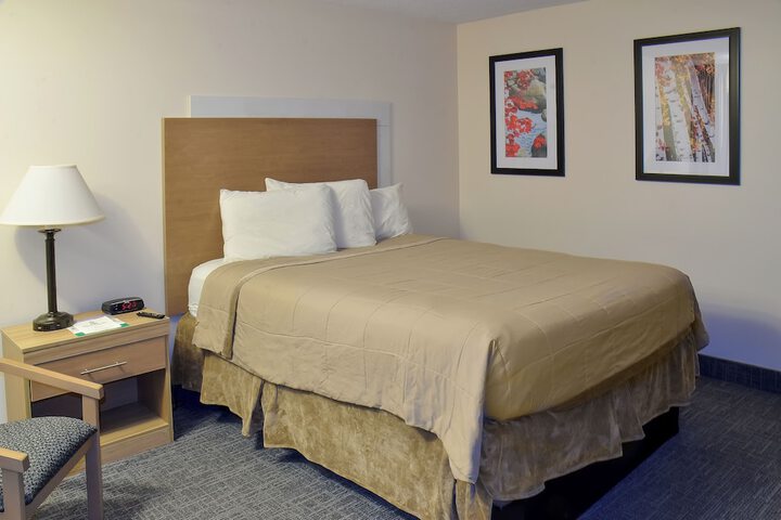 Room 17 of 64