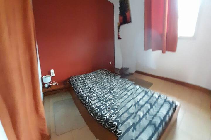 Room 2 of 9