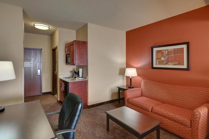 Double Accessible (3 of 3)