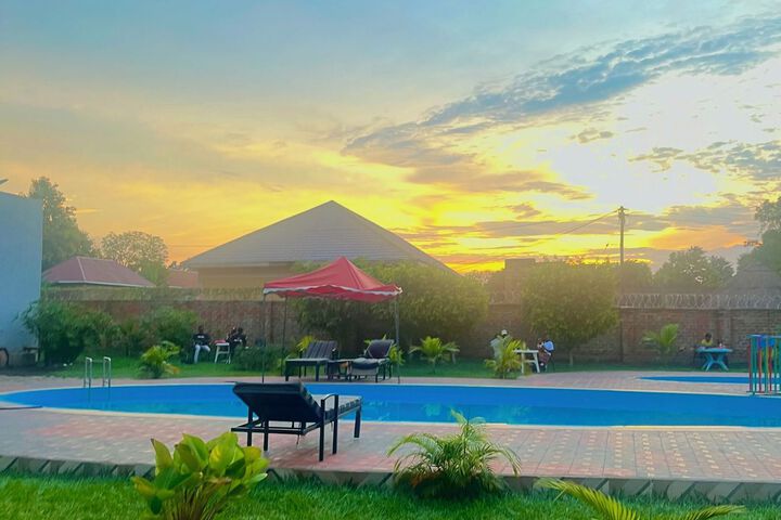 Pool 27 of 66