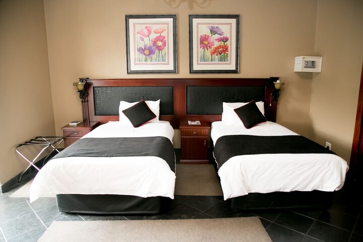 Room 4 of 56