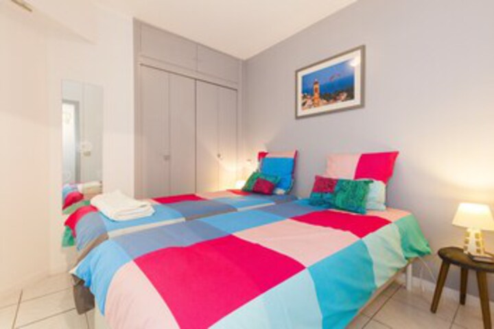 Room 16 of 20