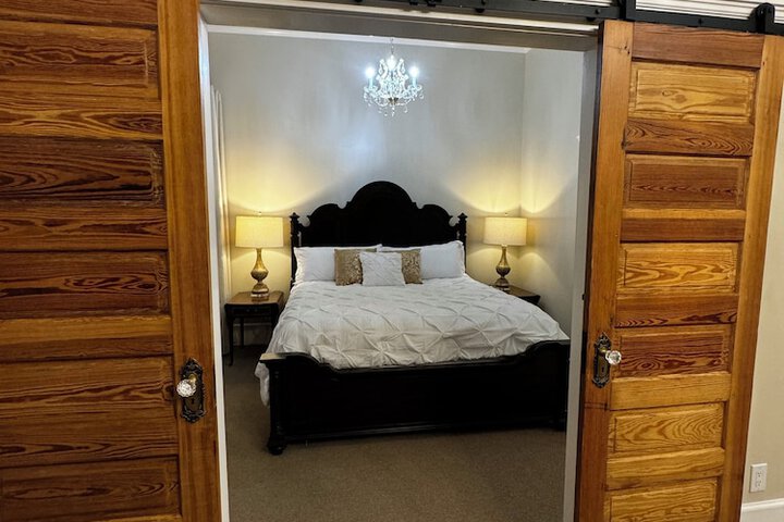 Room 2 of 47