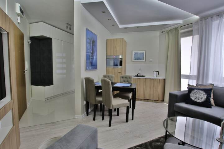 Room 25 of 43