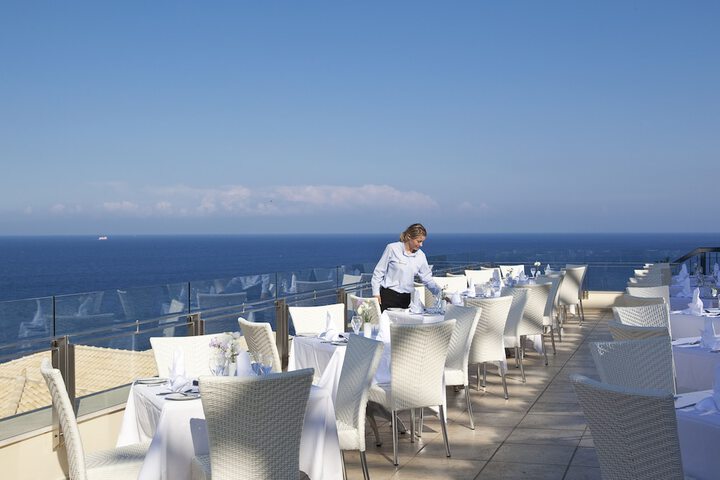 Dining 66 of 74