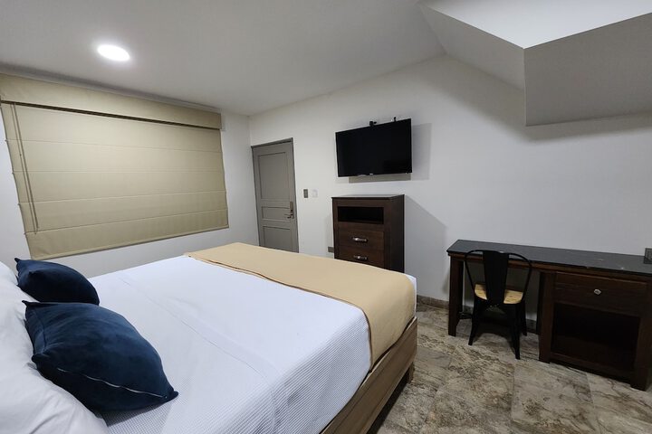 Room 15 of 35