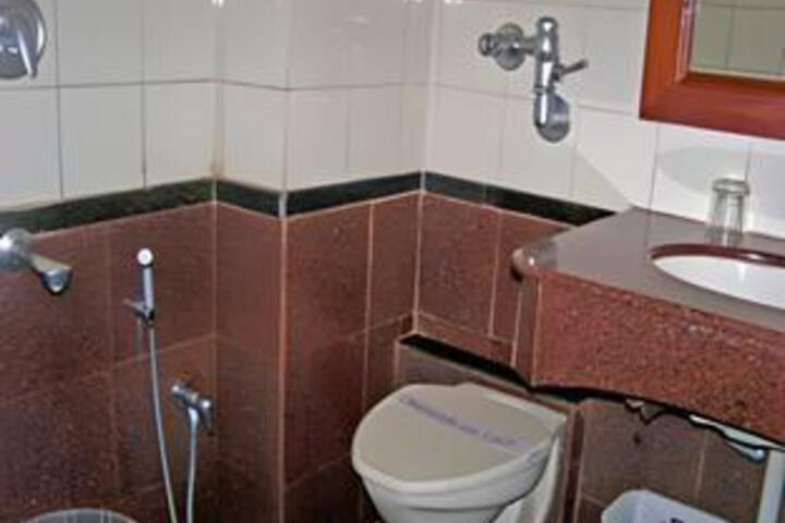 Clean Restrooms