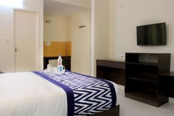 Room 8 of 29