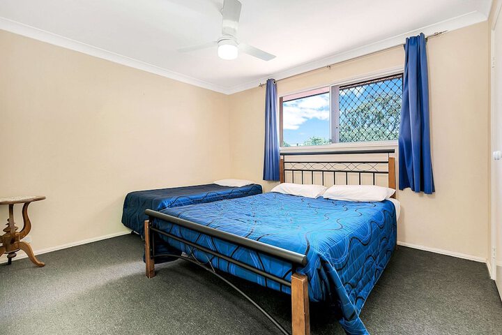 Room 40 of 69