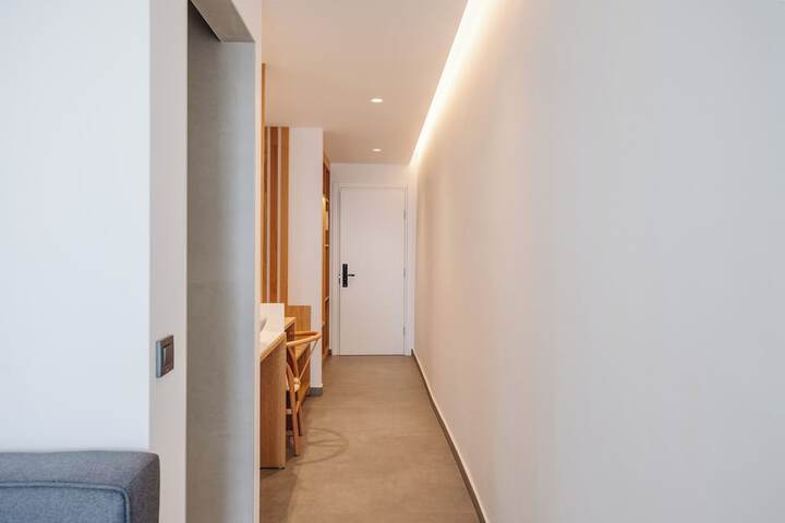 Room 16 of 61