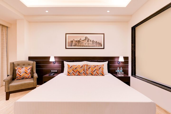 Room 18 of 60