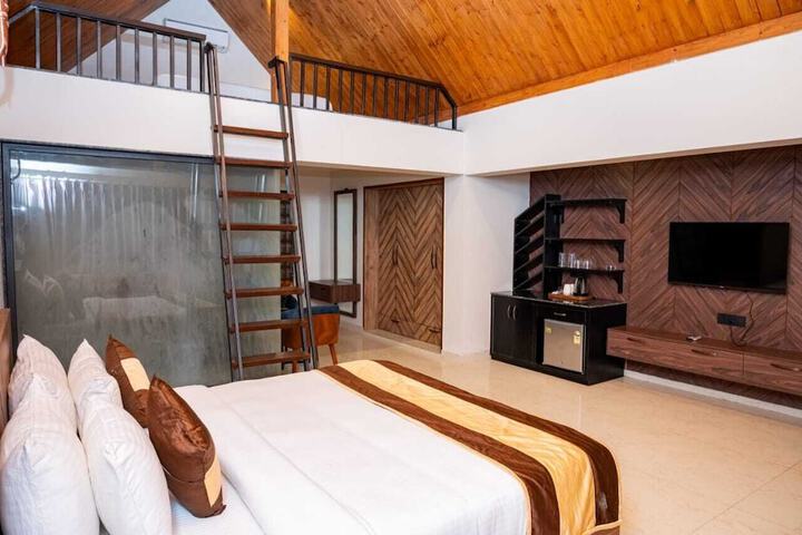 Room 5 of 41
