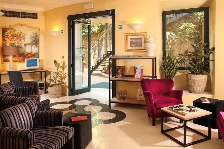 Lobby Photos